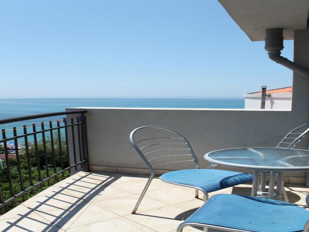 Apartments Galija Petrovac Room photo