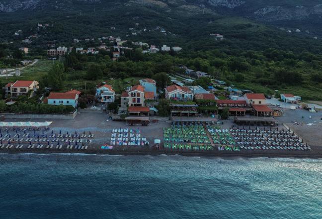 Apartments Galija Petrovac Exterior photo